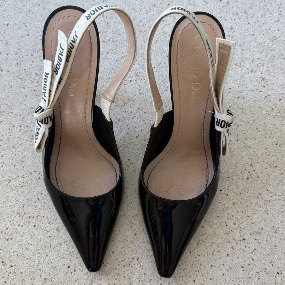 Dior Black Patent Pointed-Toe Slingback Heels with J'Adior Ivory Strap - Picture 2 of 7